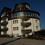 ホテル ベルヴェデーレ ブラショフ