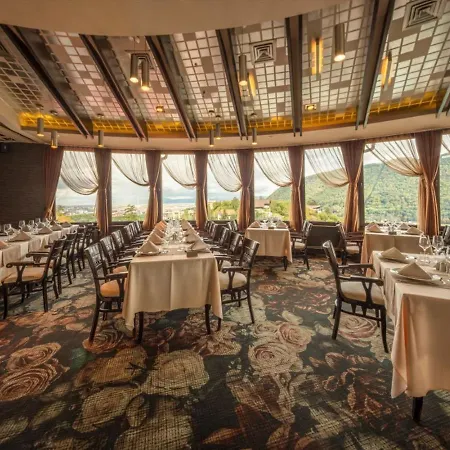 Готель Belvedere 4*