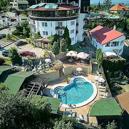 Belvedere 4*