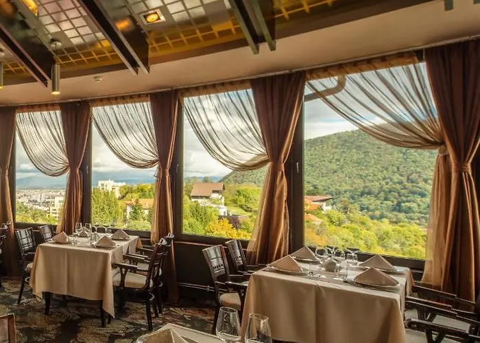 ベルヴェデーレ 4*